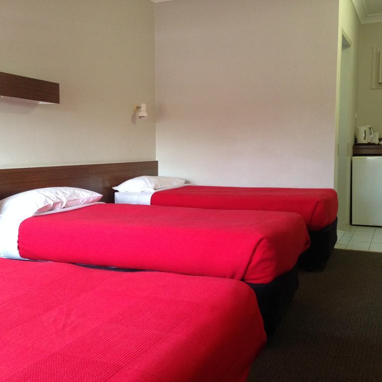 Casino Motor Inn Bagian luar foto