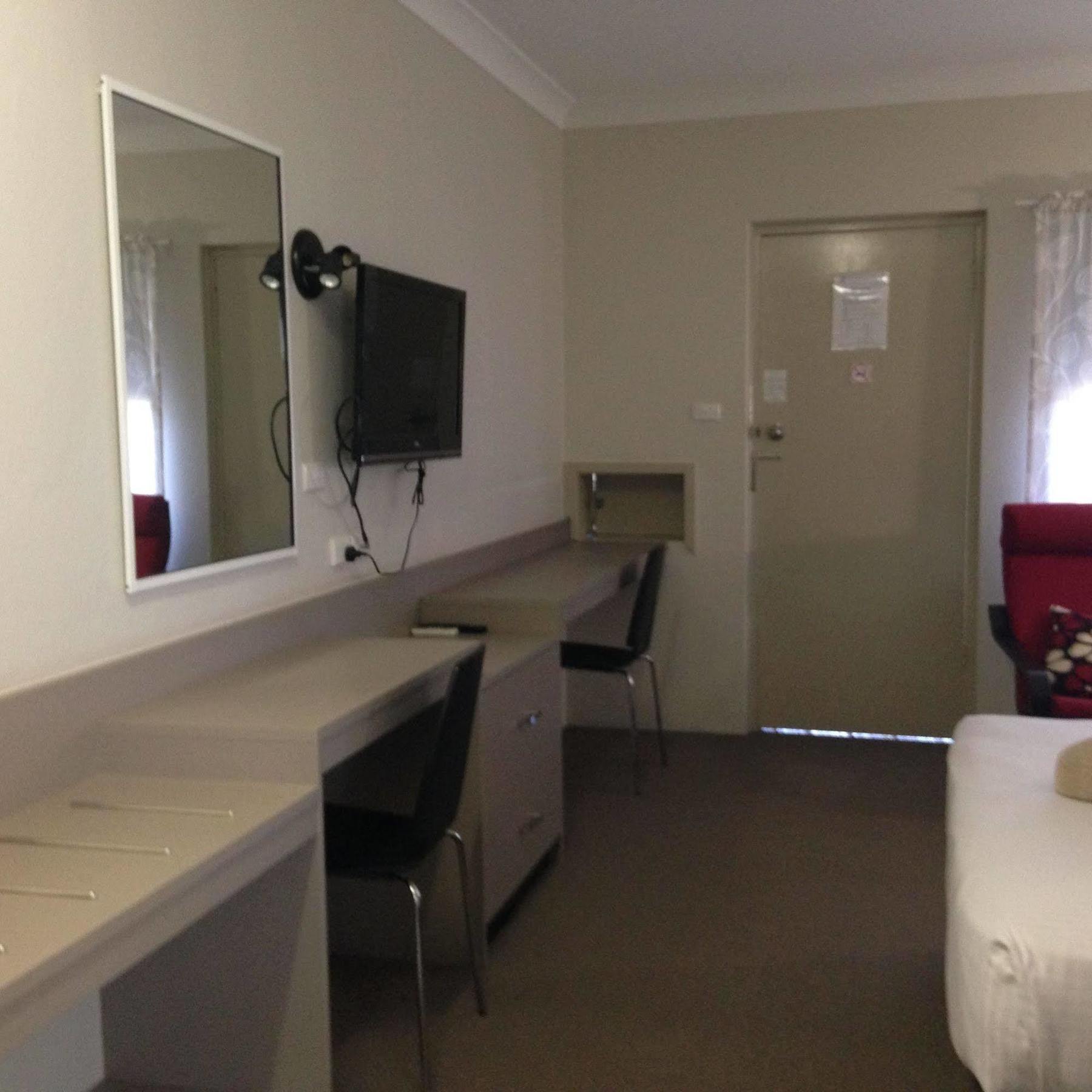 Casino Motor Inn Bagian luar foto